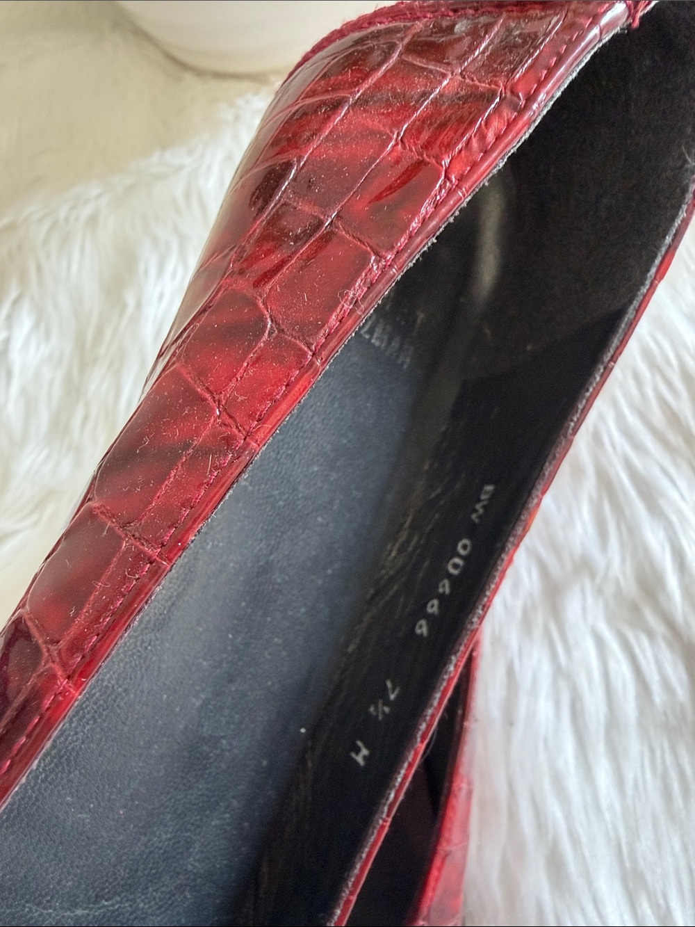 Stuart Weitzman Red Croc-Embossed Pointed Toe Flats with Knot Accent - Picture 11 of 14